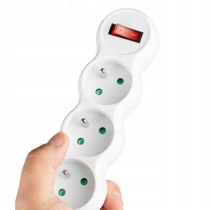 Multipriză cu întrerupător, 3 prize