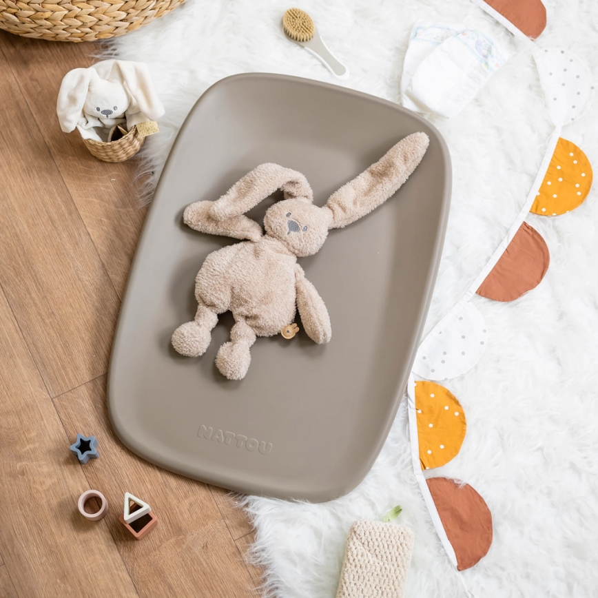 Nattou - Salteluță pentru schimbat SOFTY 50x70 cm, maro