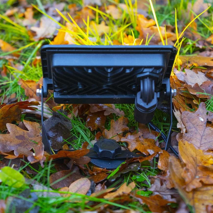 Proiector LED RGBW dimabil SmartLife, 20W, 230V, Wi-Fi, IP65, 2700-6500K