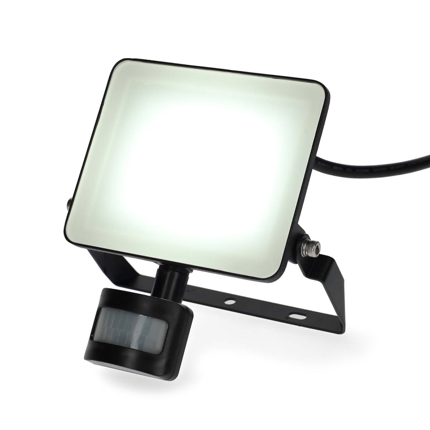 Proiector LED dimmabil cu senzor de mișcare și priză SmartLife LED/20W/230V 3000-6500K IP44 Wi-Fi