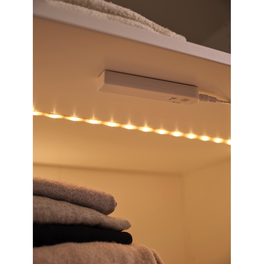 Osram - Bandă LED cu senzor de mișcare FLEX 1 m LED/2W/4xAA