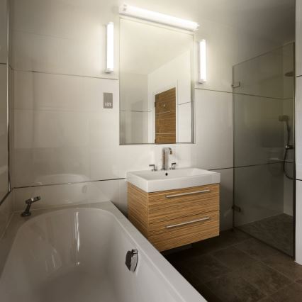 Osram - Aplica LED reglabilă pentru oglindă ORBIS TUBE, 9W, 230V, 40 cm, IP44, alb