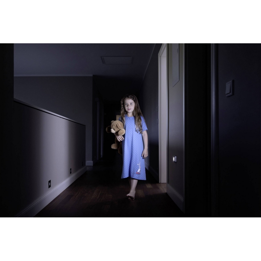 Osram - Lampă de veghe cu senzor NIGHTLUX LED/0,3W/3xAAA IP54 argintie