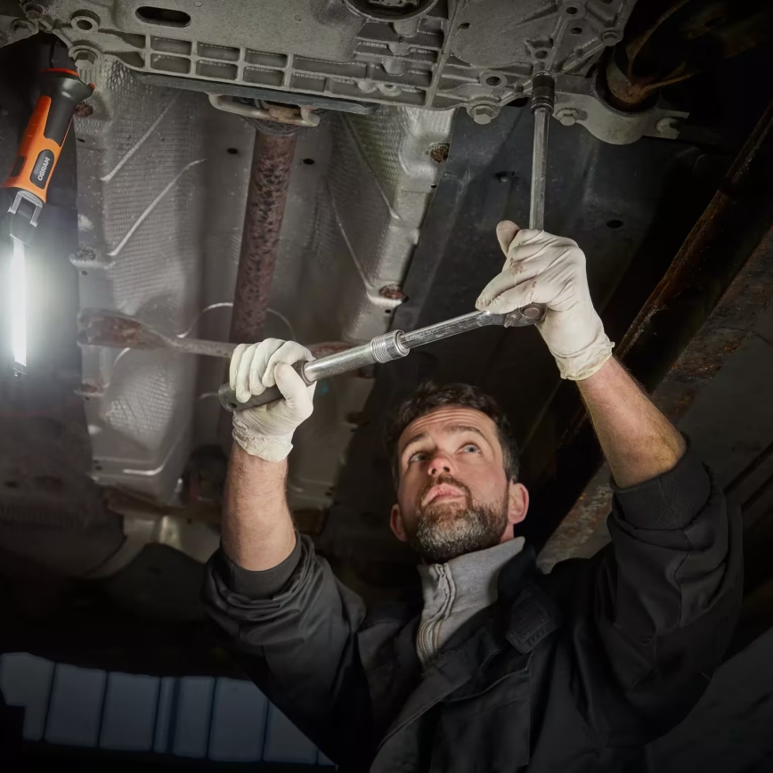 Osram - Lanternă LED reîncărcabilă reglabilă LEDINSPECT SLIM MAX1000 LED/9W/3,7V IP65 2600 mAh