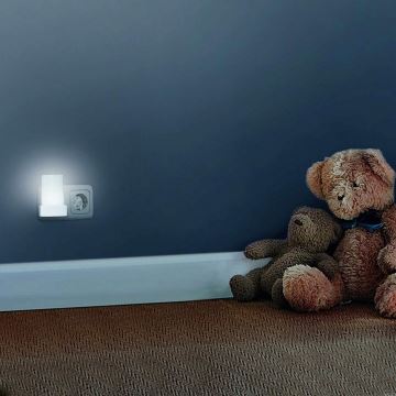 Osram - Lumină de noapte LED cu senzor LUNETTA LED/0,28W/230V