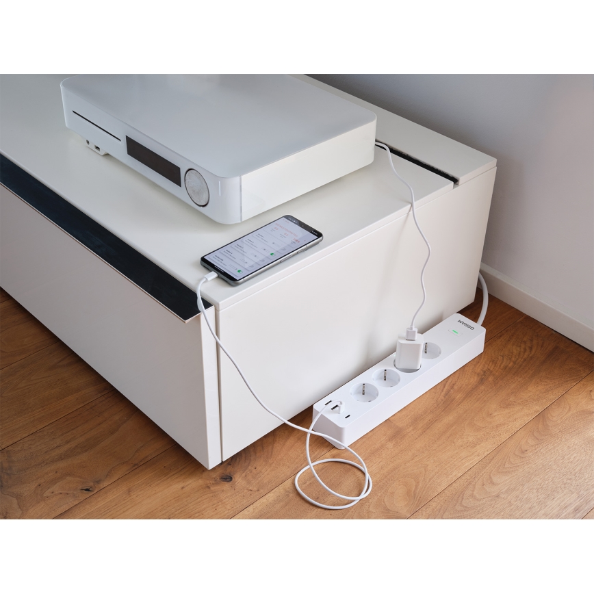 Osram – Prelungitor SMART+ cu 4 prize (tip F) + 2x USB-A + 2x USB-C, Wi‑Fi