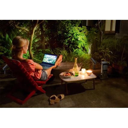 Osram - Stâlp inteligent de exterior cu 2 prize SCHUKO și repetor Wi‑Fi IP44