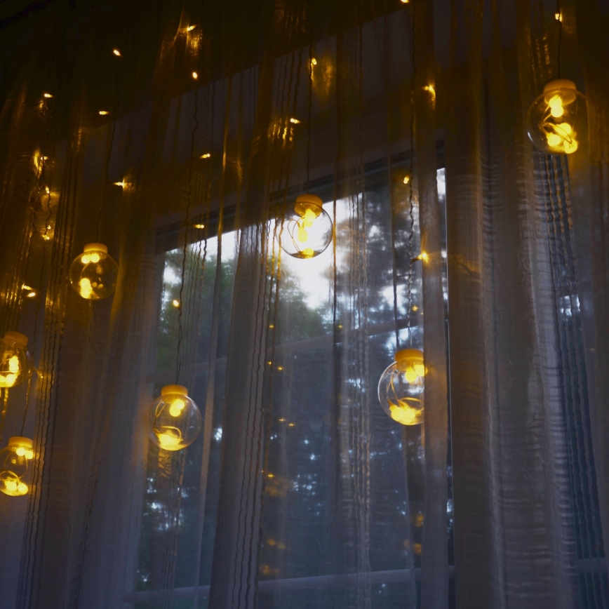 Perdea LED WISH BALLS 108xLED/8 funcții 4,5 m alb cald