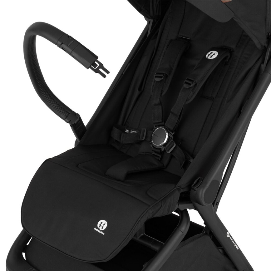PETITE&MARS - Cărucior sport FLIP Forever Black