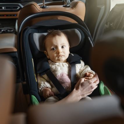 PETITE&MARS - Scaun auto CORE PRO i-Size 40-87 cm (0-13 kg)