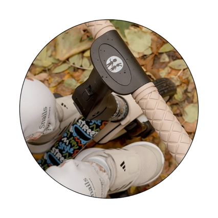 PETITE&MARS - Tricicletă pentru copii 5 în 1 TURBO LIMITED City Beat