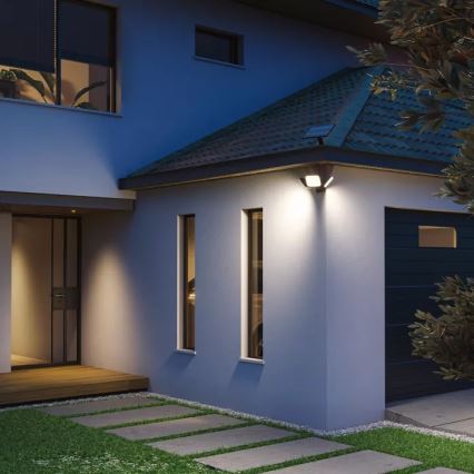 Philips - Aplică LED solară de perete cu senzor ZYREN, 24,5 W, 3,7 V, 2600 mAh, 5000 K, IP65, neagră