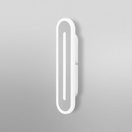 Plafonieră LED dimabilă pentru baie SMART+ BATH LED/13W/230V 3000-6500K IP44 Wi-Fi Ledvance