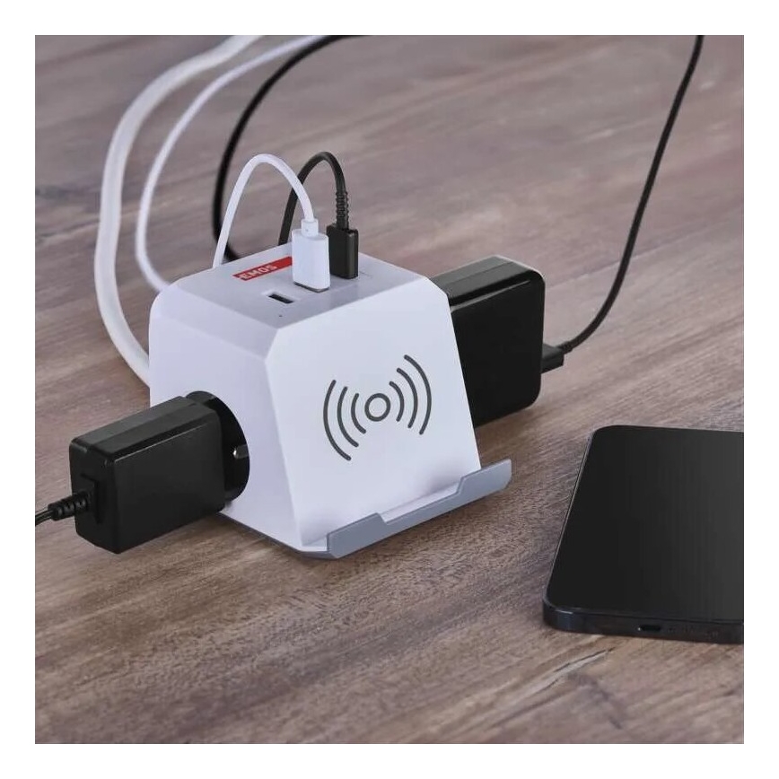 Prelungitor cub cu funcție de încărcare fără fir QI 2Z +2xUSB-A+1xUSB-C 2m alb