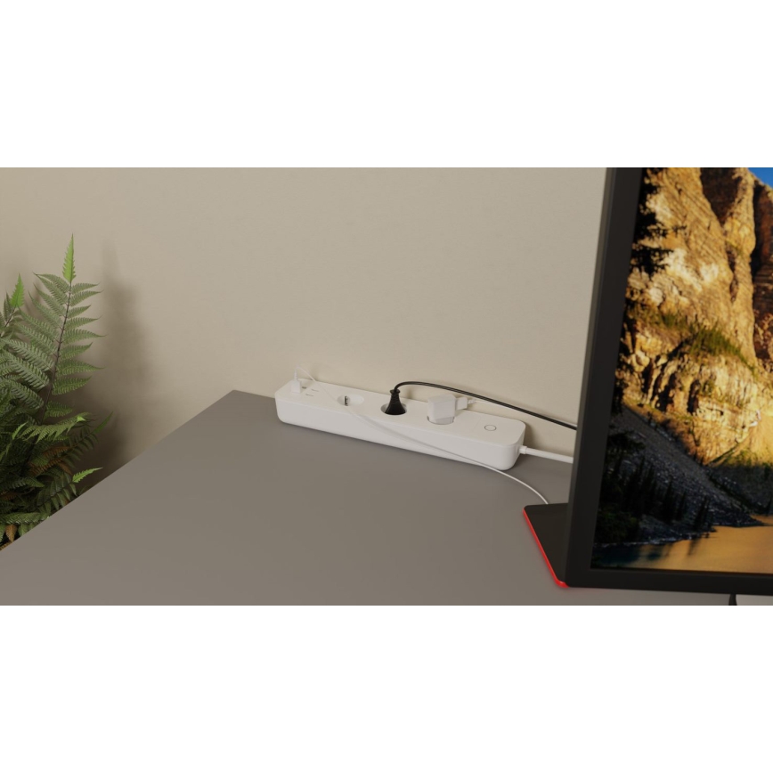 Prelungitor inteligent cu întrerupător TESLA Smart 1,8 m 3Z + 4xUSB Wi-Fi Tuya