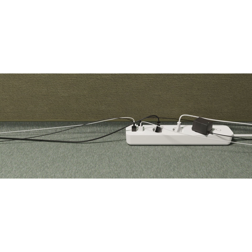 Prelungitor inteligent cu întrerupător TESLA Smart 1,8 m 3Z + 4xUSB Wi-Fi Tuya