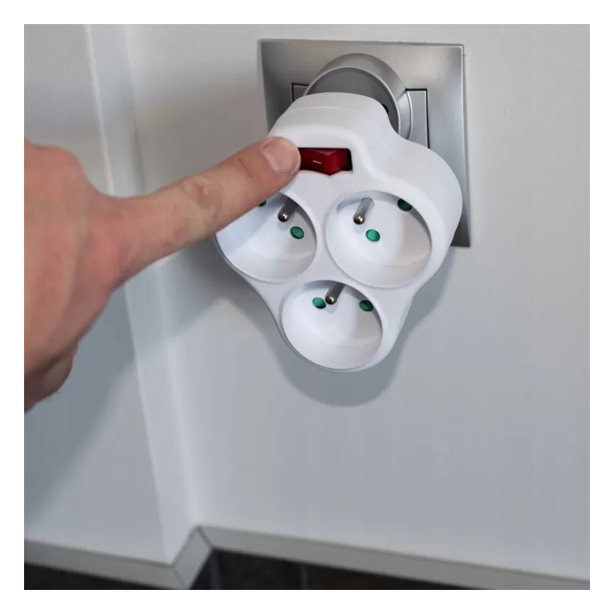 Priză multiplă cu întrerupător, 3 prize