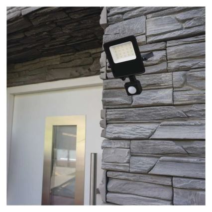 Proiector LED cu senzor VISIO LED/30W/230V 4000K IP65