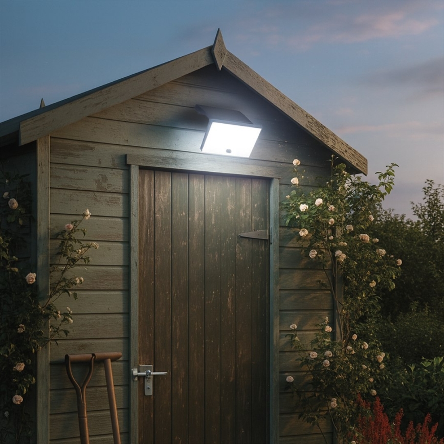 Proiector LED FUJI cu senzor și panou solar, 8 W, 3,7 V, 2000 mAh, IP65