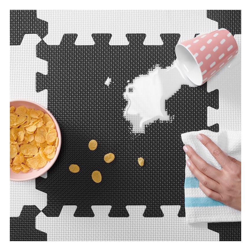 Puzzle din spumă LUNO 30 buc. negru/alb KINDERKRAFT