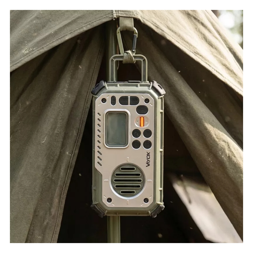 Radio de camping cu manivelă, panou solar și lanternă LED cu funcție de powerbank 5V/3xAAA/2000 mAh IPX4 verde