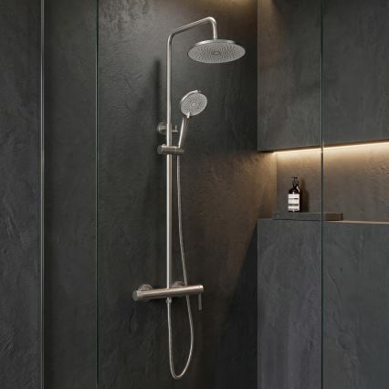 REA-P9498 - Set de duș RIVO cu baterie, din oțel periat