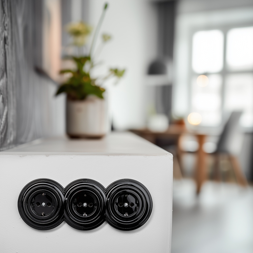 Reblig - Priză triplă retro pentru uz casnic cu ramă SCHUKO 230V, neagră