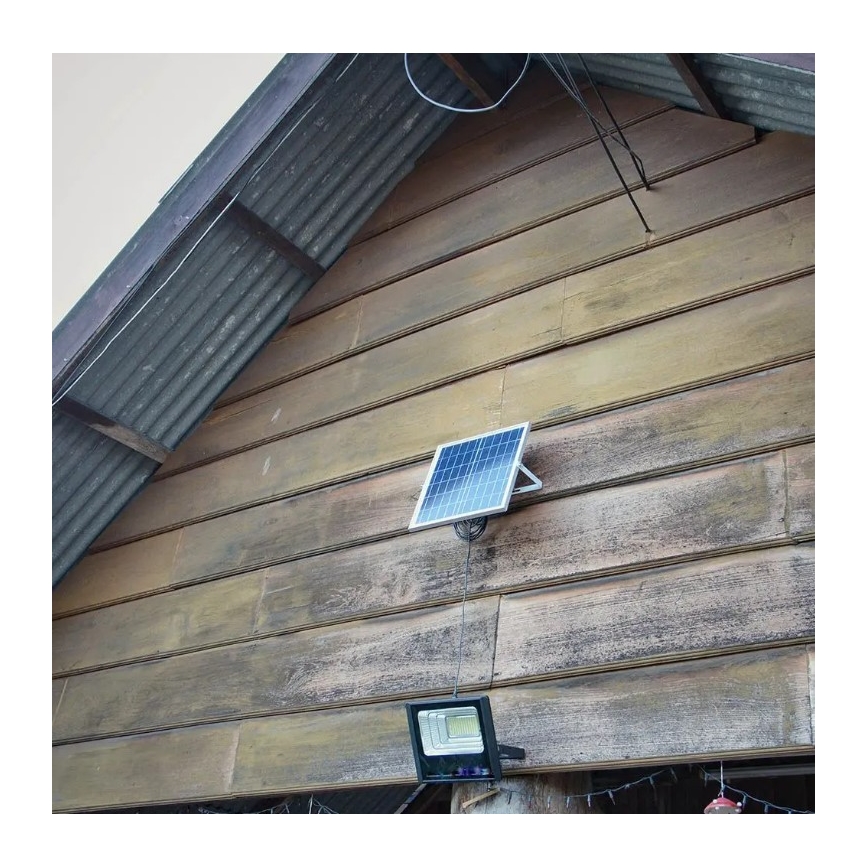 Proiector solar LED reglabil LED/20W/6,4V 4000K IP65 10000 mAh + telecomandă