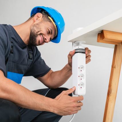 Prelungitor cu prindere pe birou, 3 prize, Tip E, 2x USB-A, 1x USB-C, 1,5 m, alb