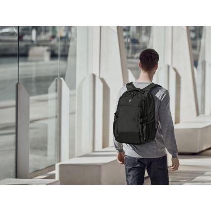 Rucsac de laptop Victorinox 16 Deluxe Vx Sport EVO 32 l negru