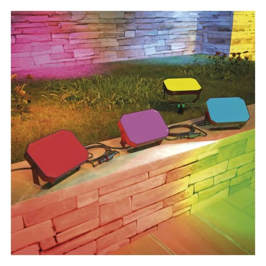 SET de 3 proiectoare LED RGBIC reglabile pentru exterior GoSmart LED/14W/230V 3000-6500K IP65 Wi-Fi Tuya