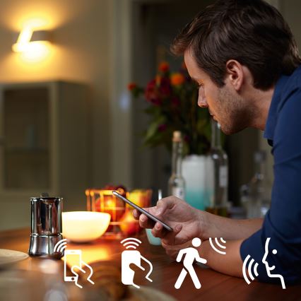 Set de bază Philips HUE STARTER KIT 3xE27/9W + dispozitiv de interconectare