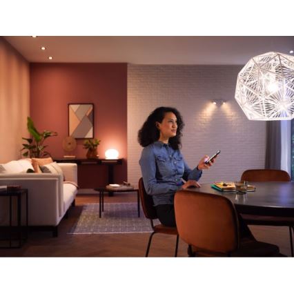 Kit de pornire Philips Hue White Ambiance 3xE27/11W 2200-6500K + Hue Bridge și întrerupător dimmer