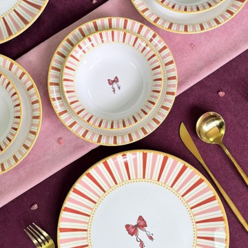 Set de veselă 24 de piese alb/roz/auriu/ceramică