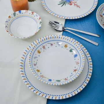 Set de veselă din porțelan, 18 piese, multicolor