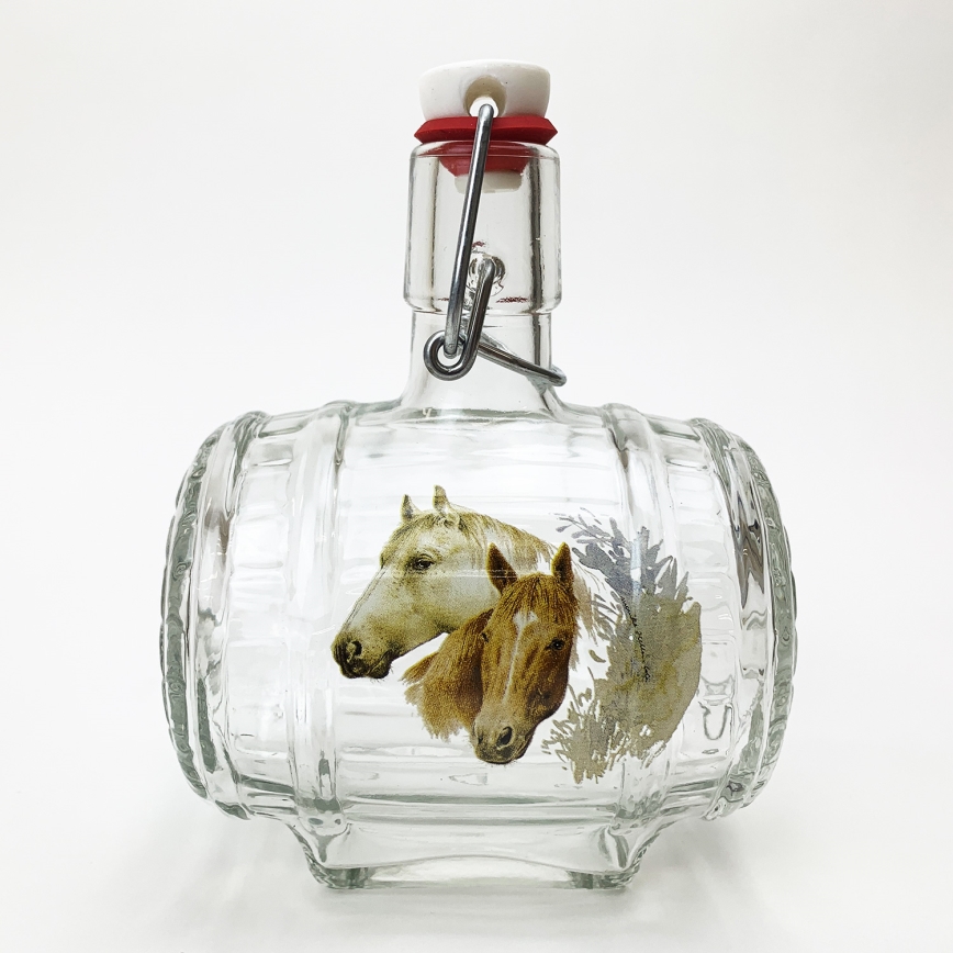 Set transparent 1x sticlă în formă de butoi și 2x pahar pentru tării, motiv de cal