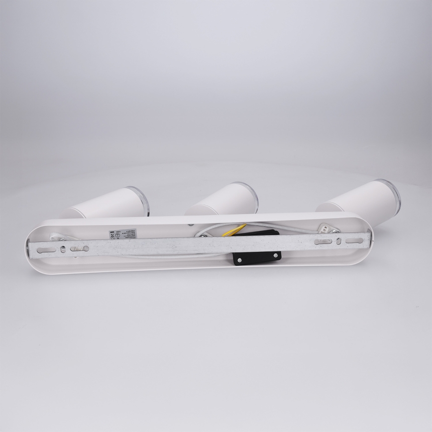 Spot pentru baie BRILAGI SELE 3xGU10/30W/230V IP44 alb