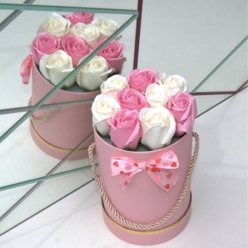 Trandafiri din spumă de săpun PINK - dimensiunea S (9 fire)