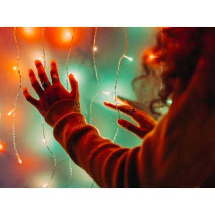 Twinkly - Perdea de Crăciun LED RGBW reglabilă pentru exterior CURTAIN 210xLED 6,1m IP44 Wi-Fi