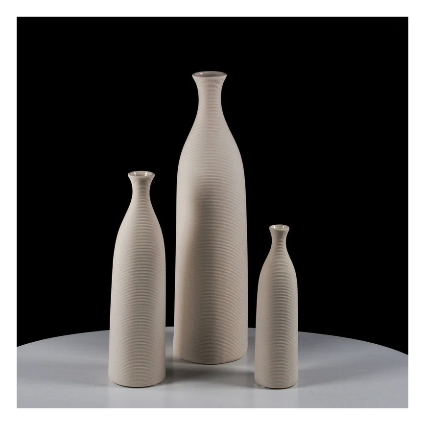 Vază ceramică albă, 25 cm