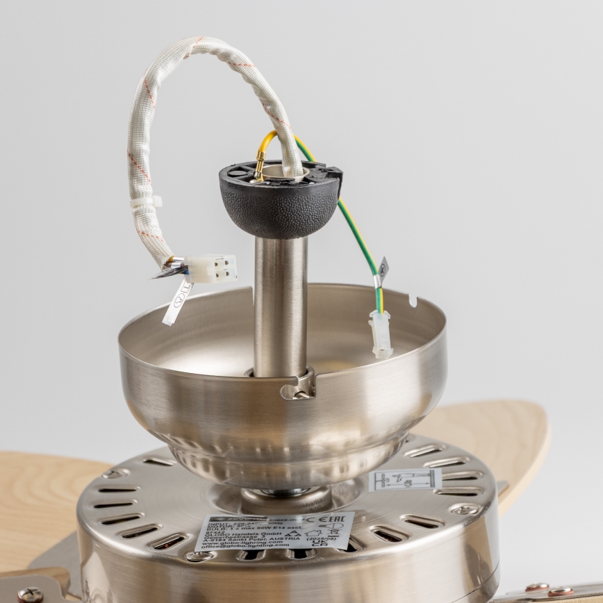 Ventilator de tavan ZEVENTI FAMARA 1xE14/60W/230V bej