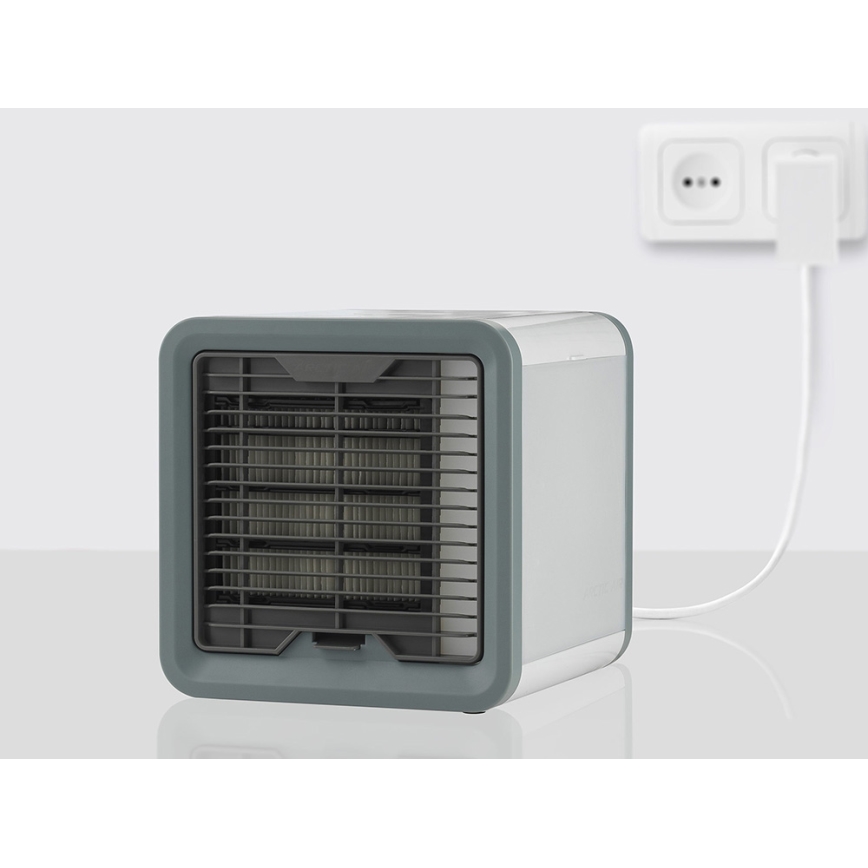 Ventilator portabil cu răcire