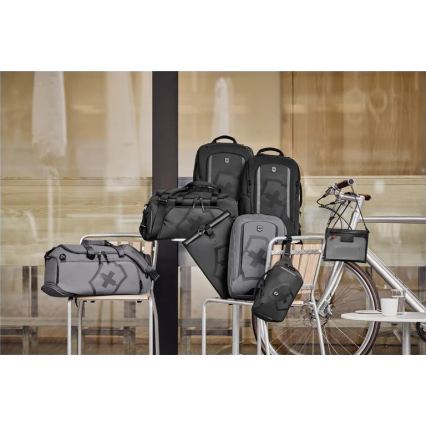 Victorinox - Geantă de călătorie 2-în-1 Touring 2.0, 38 l, neagră