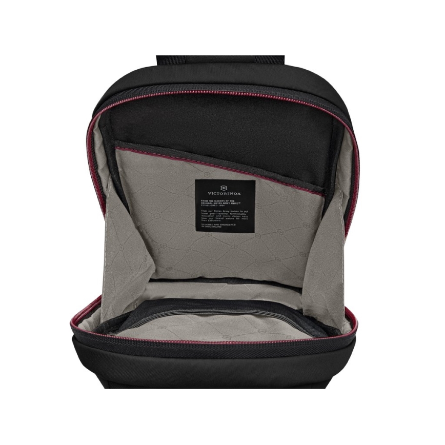Victorinox - Geantă de umăr Travel Essentials 5 l neagră