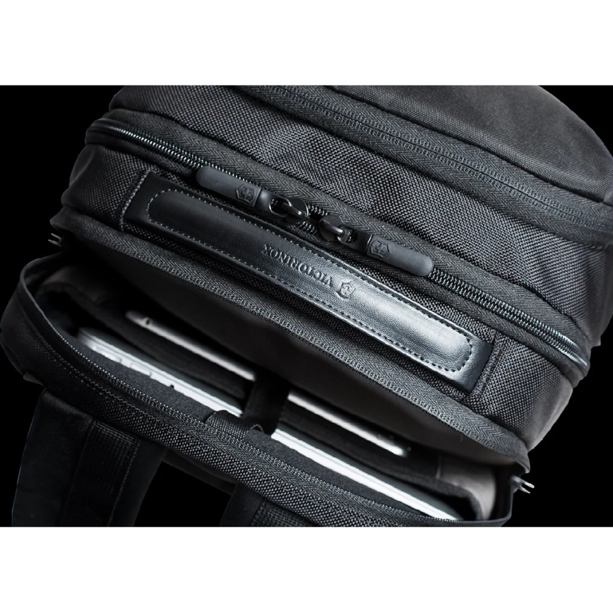 Victorinox - Rucsac pentru laptop Altmont Professional Deluxe 24 l negru