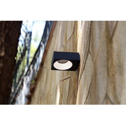 Viking - Aplică solară de perete LED dimmabilă cu senzor LED/2W/3,7V IP65 4000K 2000 mAh