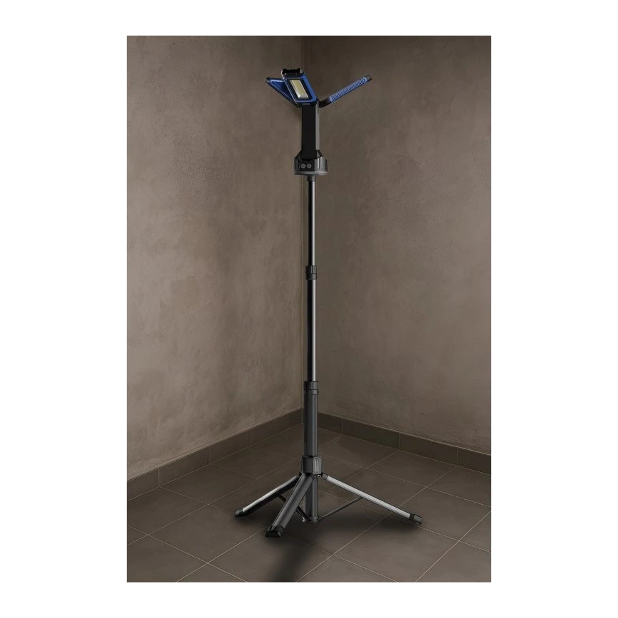 Viking - Proiector LED reîncărcabil cu stativ, 3x LED/5V, IPX4, 7000 lm, 4000 mAh