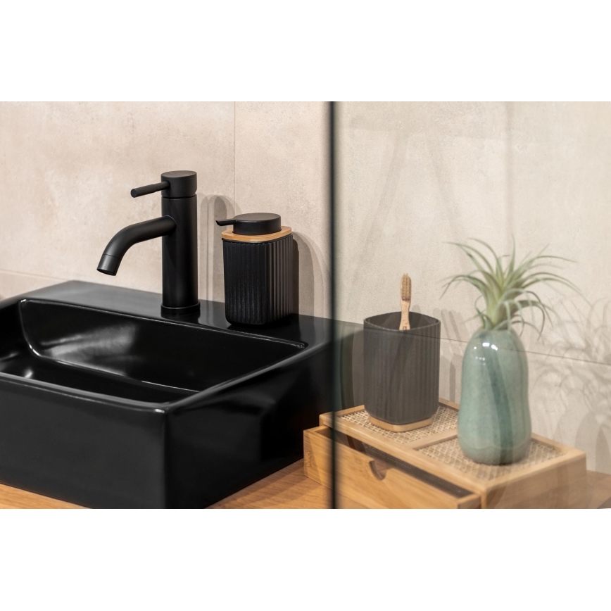 WENKO 25297100 - Pahar pentru periuța de dinți ROTELLO, 8,5 x 11 cm, negru/maro