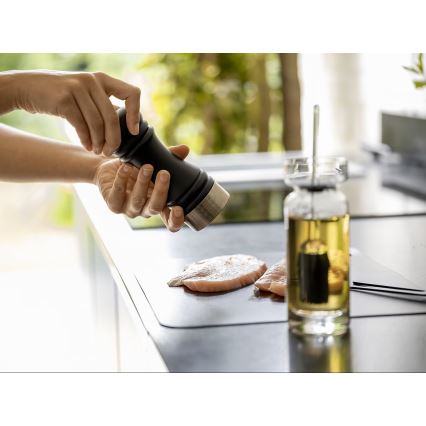 WENKO 55082100-Măcinător de sare BLACK OUTDOOR KITCHEN 5x17,5 cm argintiu/negru/alb