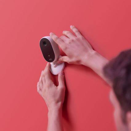 WiZ - Set pentru monitorizarea locuinței: 1 cameră + 3 becuri LED RGB A60 E27/8,5W/230V Wi-Fi